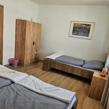 Πανσιόν Jasmine - Turisticka So Solnou Jaskynou A Saunovym Svetom *