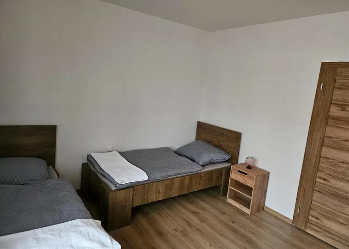 Jasmine - Turisticka So Solnou Jaskynou A Saunovym Svetom Vysne Valice